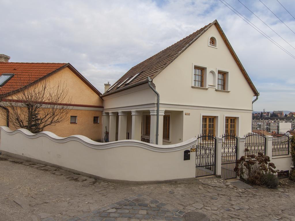 Amadeus Vendégház Esztergom Extérieur photo