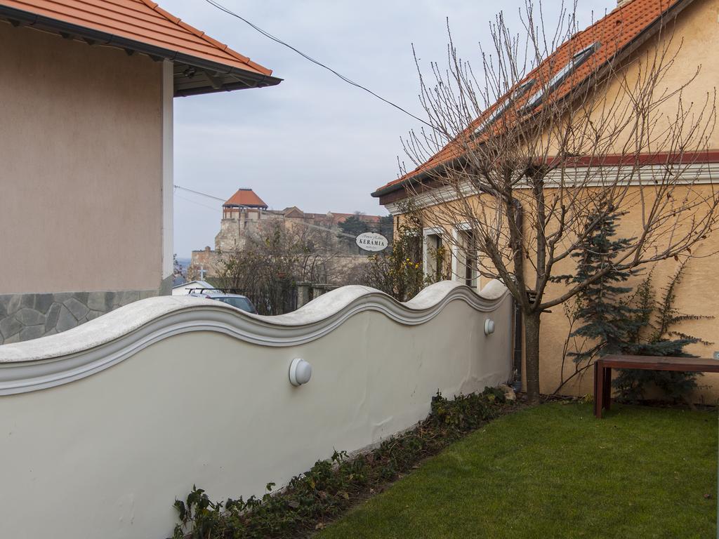 Amadeus Vendégház Esztergom Extérieur photo