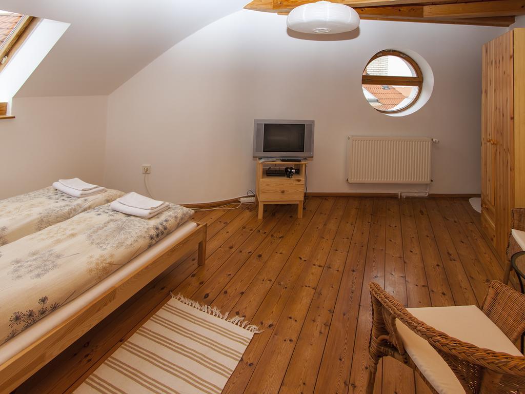 Amadeus Vendégház Esztergom Chambre photo