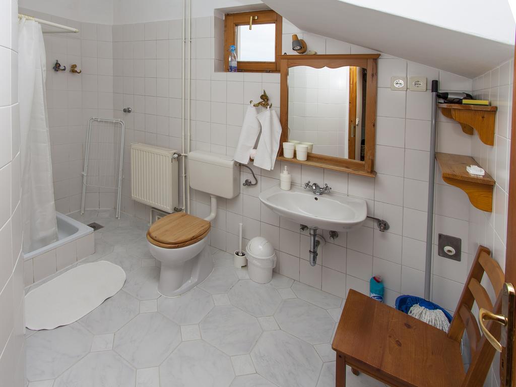 Amadeus Vendégház Esztergom Chambre photo
